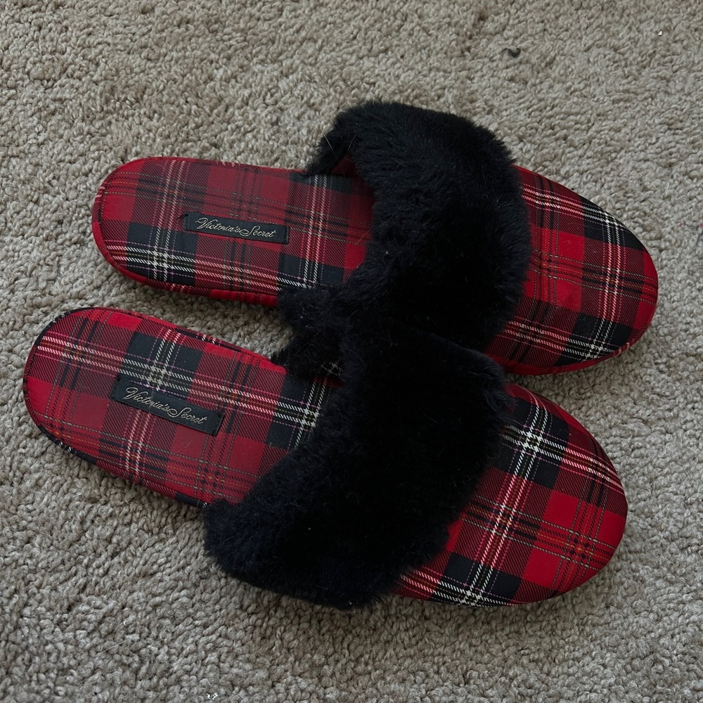 VS slippers - Picture 3 of 3
